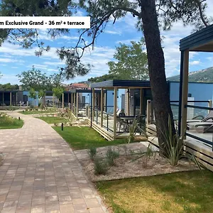Üdülőpark Victoria Mobilehome In Padova Premium